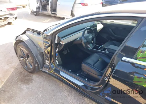 2019 Tesla Model 3 Long Range/Mid Range/Standard Range/Standard Range Plus from USA, damaged, VIN 5YJ3E1EA7KF398558